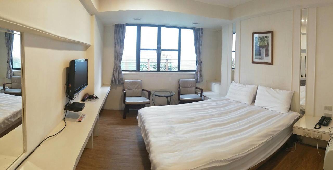 Maria Hotel Zhongzheng  Bagian luar foto